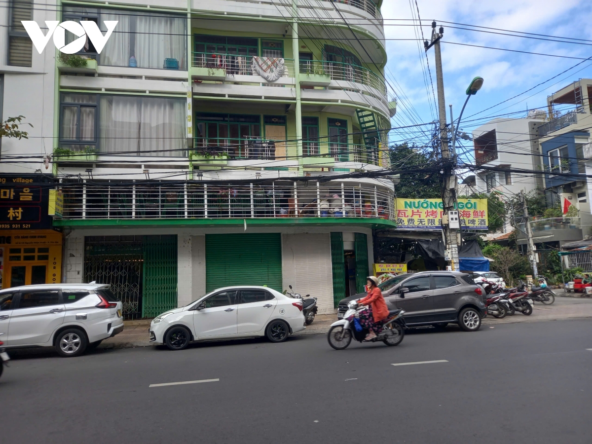 ban dia rau muong 500 ngan dong, nha hang tam dung kinh doanh hinh anh 2