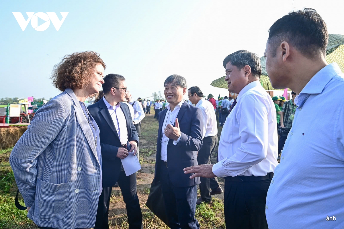 trải lòng của tư lệnh ngành về vai trò điểm tựa nông nghiệp việt nam hình ảnh 7 trai long cua tu lenh nganh ve vai tro diem tua nong nghiep viet nam hinh anh 7