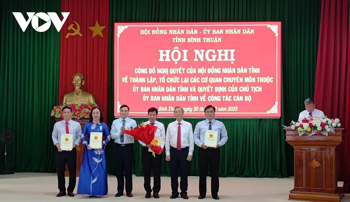 bình thuận bổ nhiệm giám đốc 6 sở mới thành lập hình ảnh 2 binh thuan bo nhiem giam doc 6 so moi thanh lap hinh anh 2