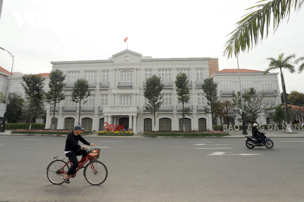 nhiều chính sách kích cầu du khách tận hưởng Đà nẵng 2025 đa trải nghiệm hình ảnh 1 nhieu chinh sach kich cau du khach tan huong Da nang 2025 da trai nghiem hinh anh 1