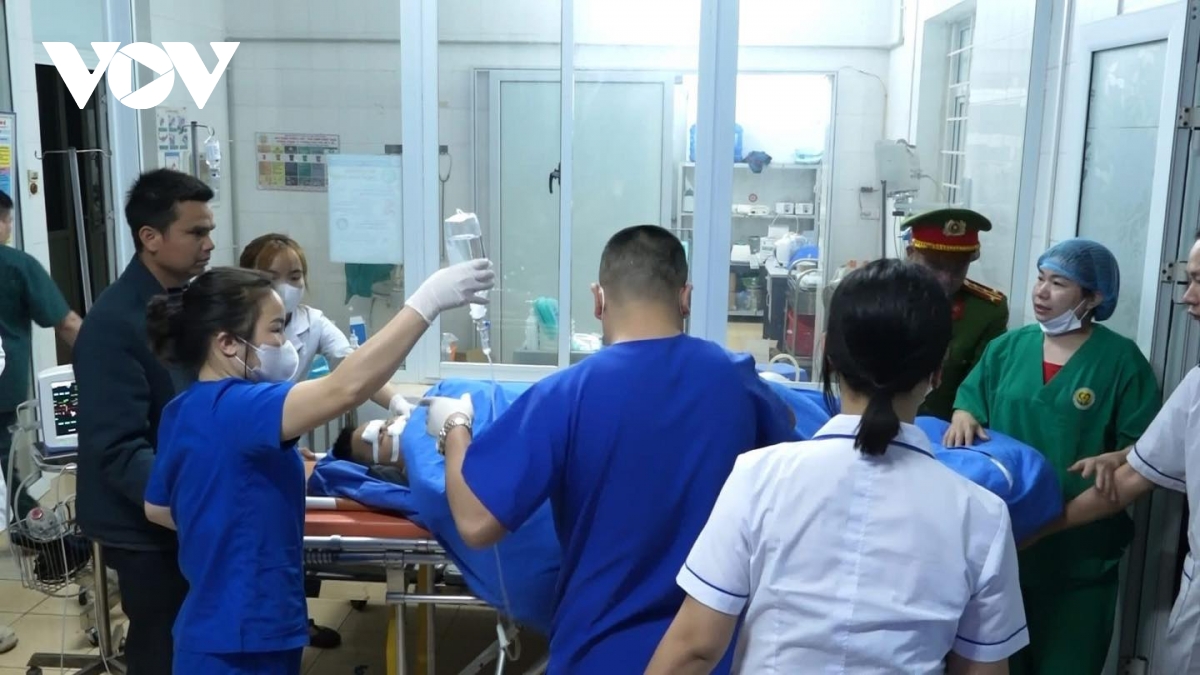 khẩn trương khắc phục hậu quả vụ tai nạn đặc biệt nghiêm trọng tại yên châu hình ảnh 1 khan truong khac phuc hau qua vu tai nan dac biet nghiem trong tai yen chau hinh anh 1