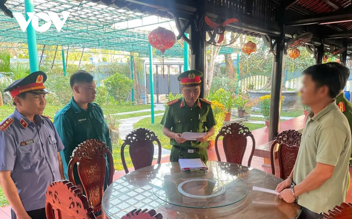 bắt giam người mua bán keo trốn thuế 20 tỷ đồng ở quảng nam hình ảnh 1 bat giam nguoi mua ban keo tron thue 20 ty dong o quang nam hinh anh 1