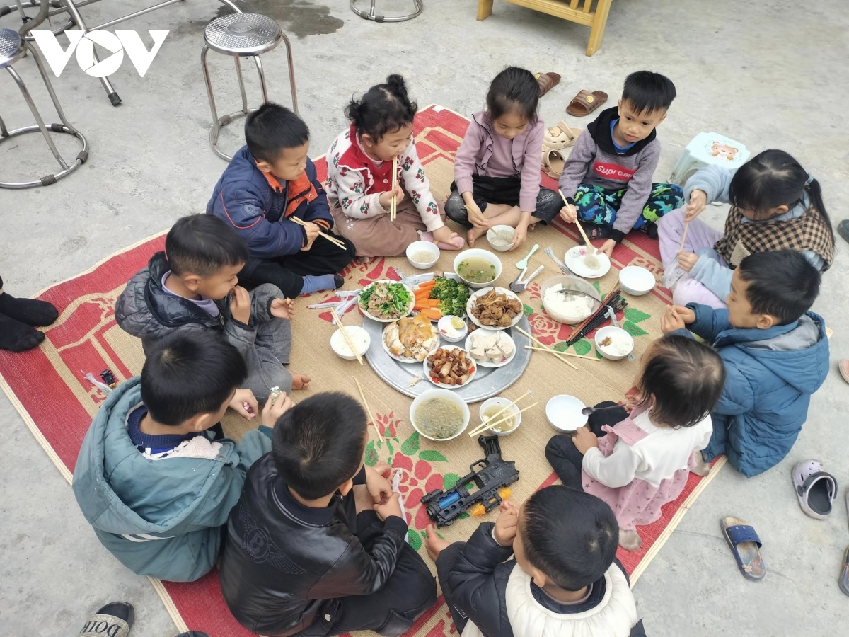lễ cúng thần cây thuốc rừng của người dao quần chẹt hình ảnh 3 le cung than cay thuoc rung cua nguoi dao quan chet hinh anh 3