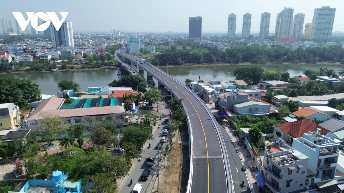tp.hcm khơi thông giao thông nội vùng, gỡ điểm nghẽn hạ tầng hình ảnh 2 tp.hcm khoi thong giao thong noi vung, go diem nghen ha tang hinh anh 2