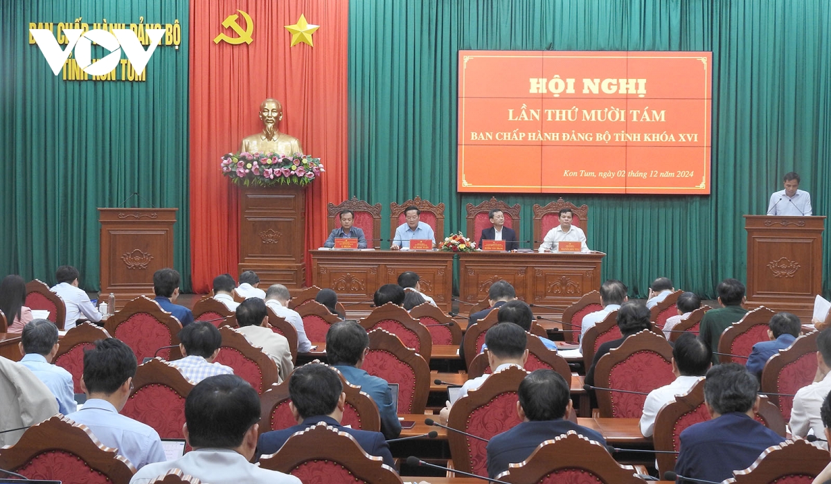 15 cán bộ ban thường vụ tỉnh ủy kon tum quản lý xin nghỉ hưu trước tuổi hình ảnh 1 15 can bo ban thuong vu tinh uy kon tum quan ly xin nghi huu truoc tuoi hinh anh 1