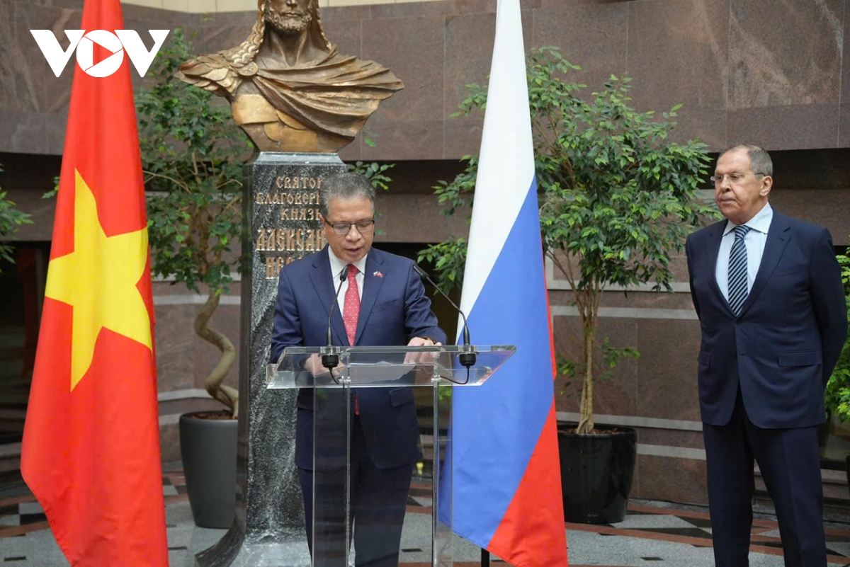 ngoai truong nga sergei lavrov quan he viet - nga vuot qua moi thach thuc hinh anh 2