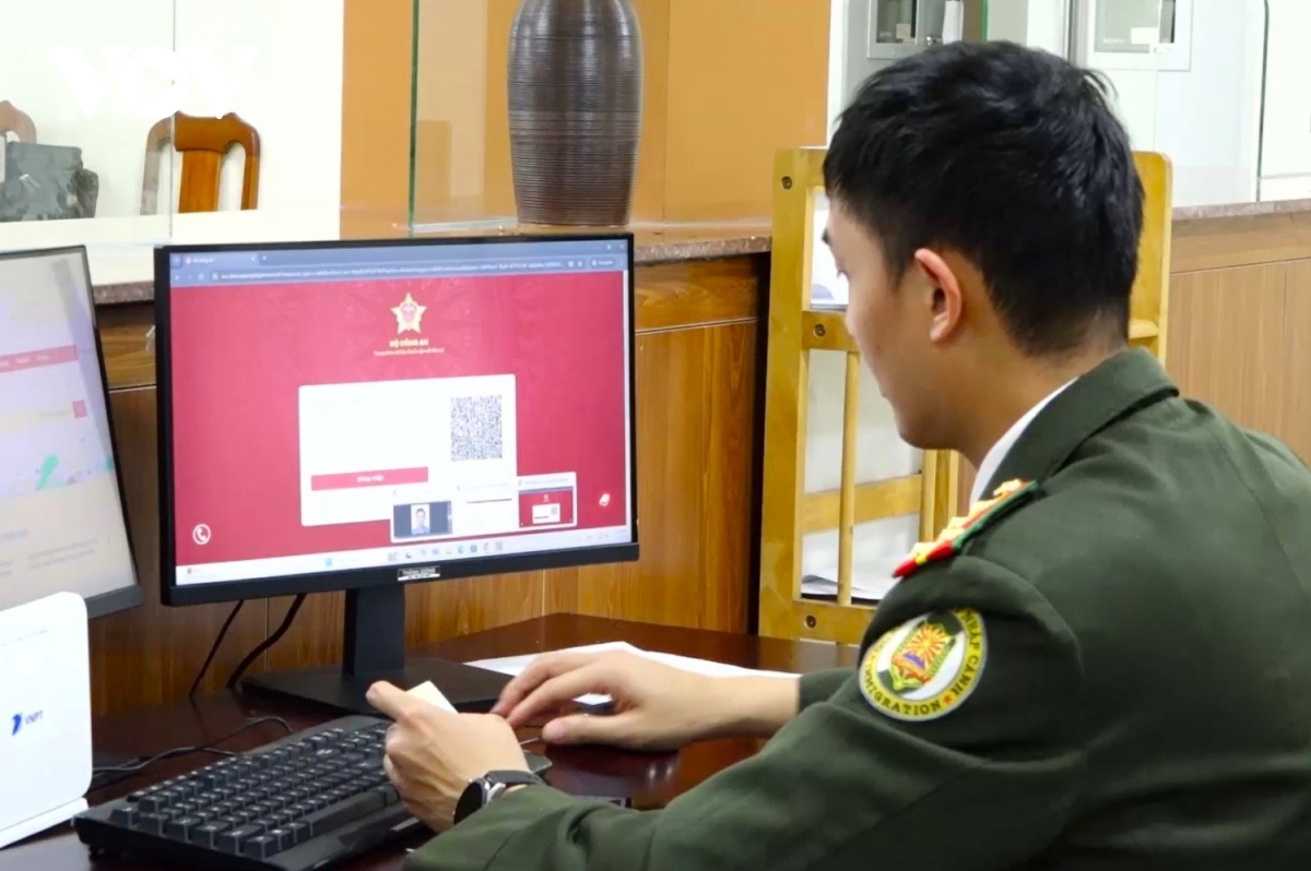 quảng bình Đầu năm, hồ sơ xuất nhập cảnh tăng đột biến hình ảnh 1 quang binh Dau nam, ho so xuat nhap canh tang dot bien hinh anh 1