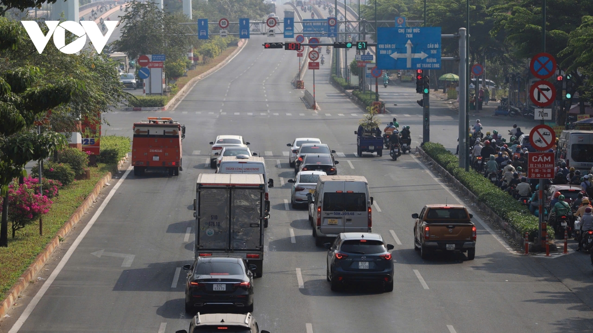 1 thang trien khai nghi dinh 168 tai tp.hcm khong con canh voi vang qua giao lo hinh anh 1