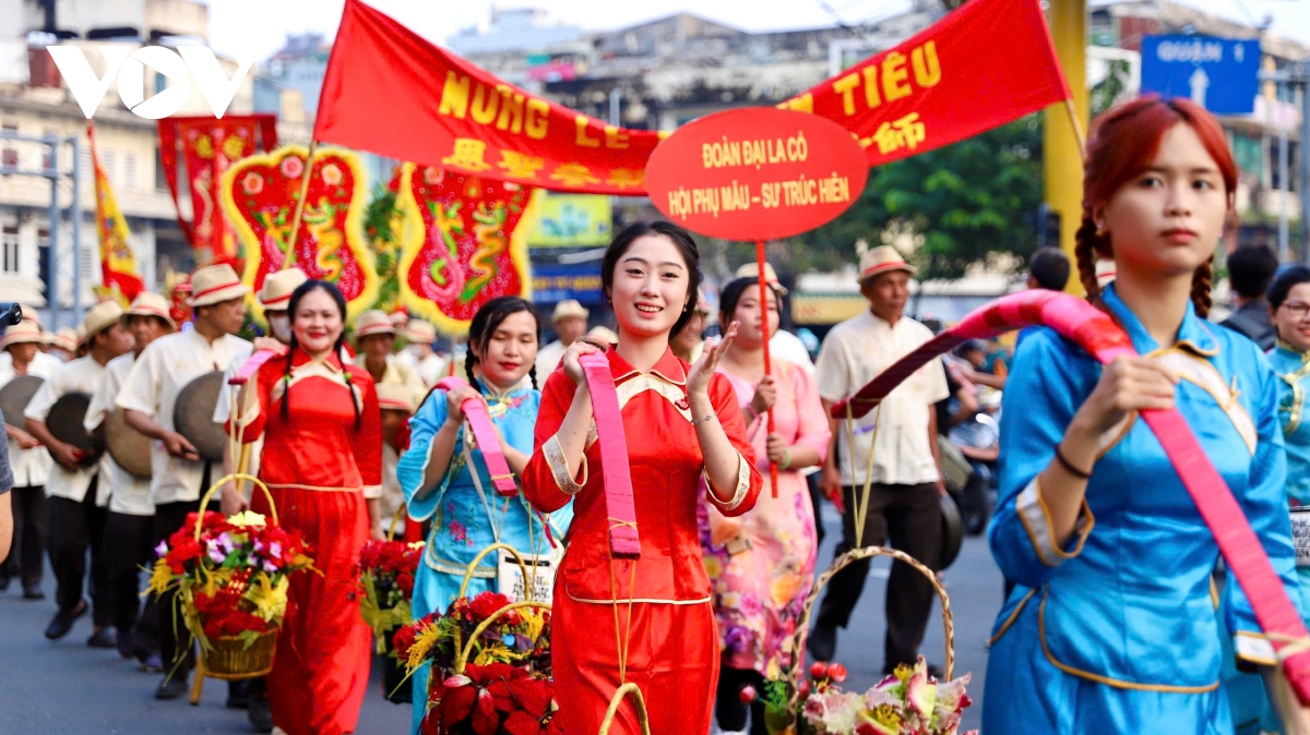 Dac sac le dieu hanh tet nguyen tieu cua nguoi hoa o tphcm hinh anh 9