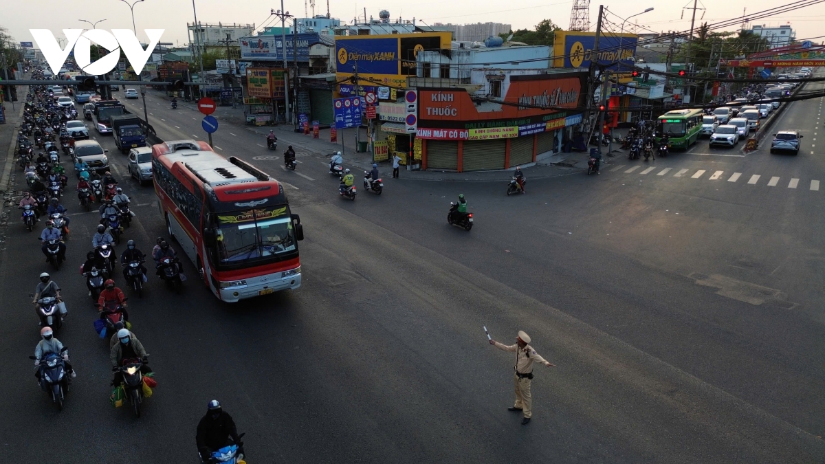 nghi tet, 2.381 truong hop vi pham nong do con bi xu phat tai tp.hcm hinh anh 1