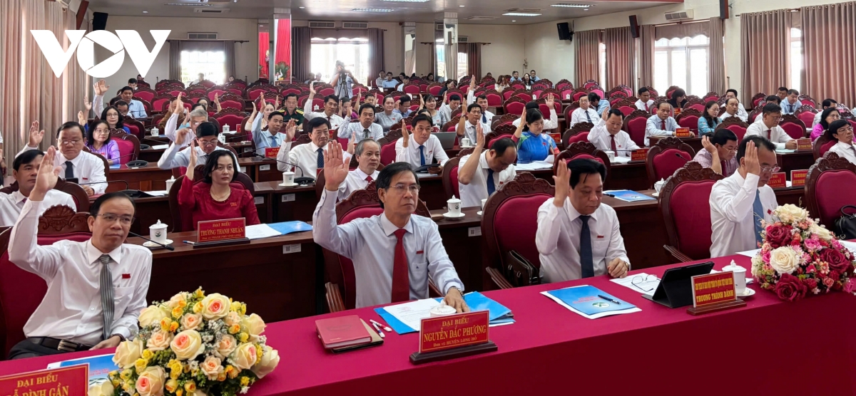 vĩnh long thống nhất thông qua các nghị quyết về sắp xếp, tinh gọn hình ảnh 1 vinh long thong nhat thong qua cac nghi quyet ve sap xep, tinh gon hinh anh 1