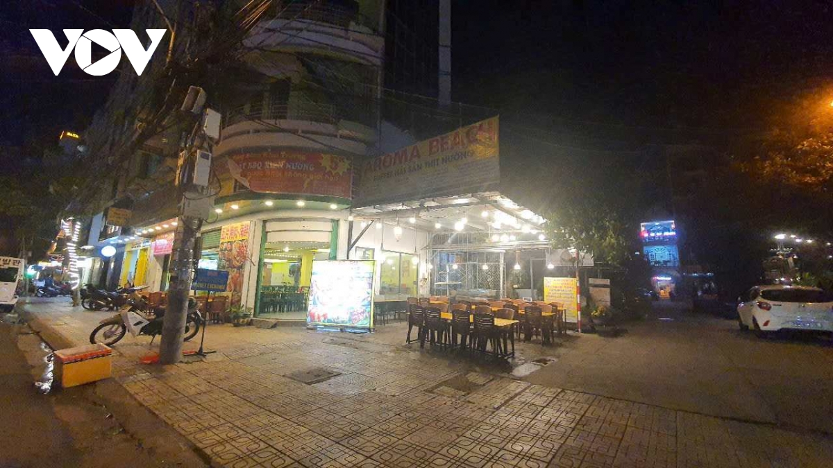 Xác minh thông tin dĩa rau muống xào nửa triệu đồng tại Nha Trang