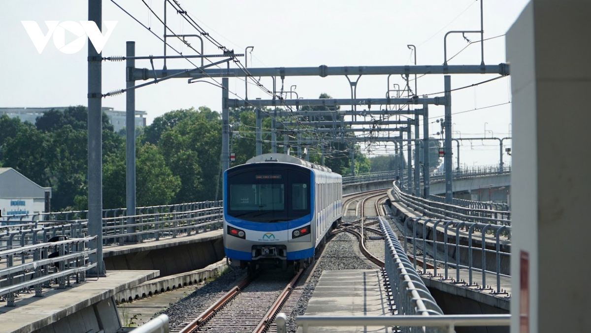 Chốt thời gian khánh thành metro 1 TP.HCM