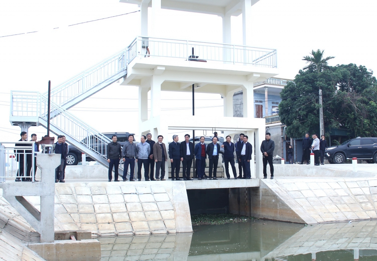 Tiết kiệm nước cho các hồ chứa thủy điện cần đảm bảo kế hoạch đổ ải Đông Xuân