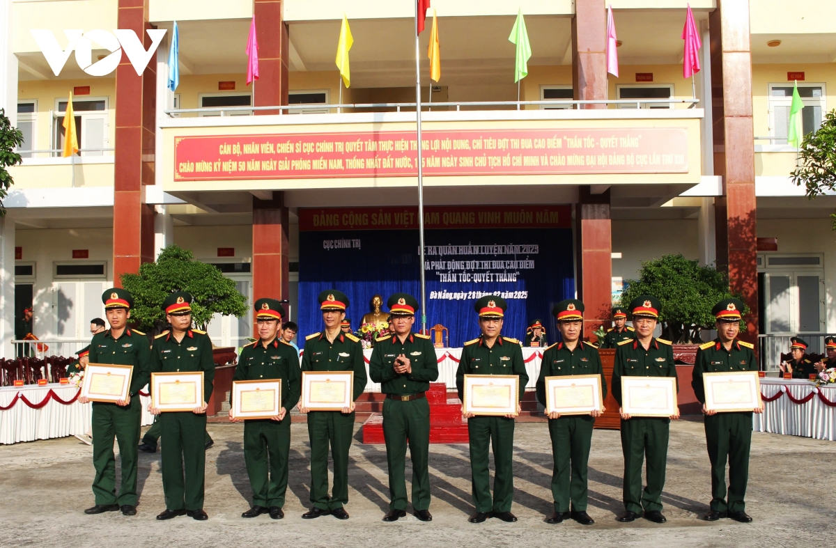 quân khu 5 ra quân huấn luyện năm 2025 hình ảnh 9 quan khu 5 ra quan huan luyen nam 2025 hinh anh 9