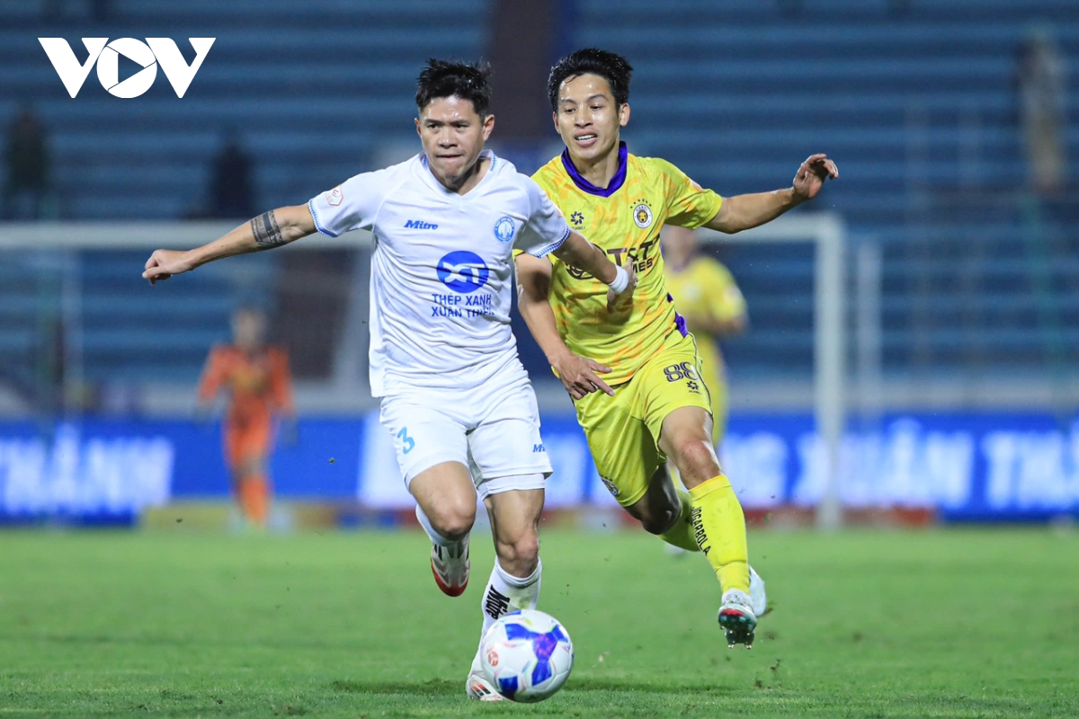 toan canh tran thua nguoc cay dang cua ha noi fc tren san thien truong hinh anh 10