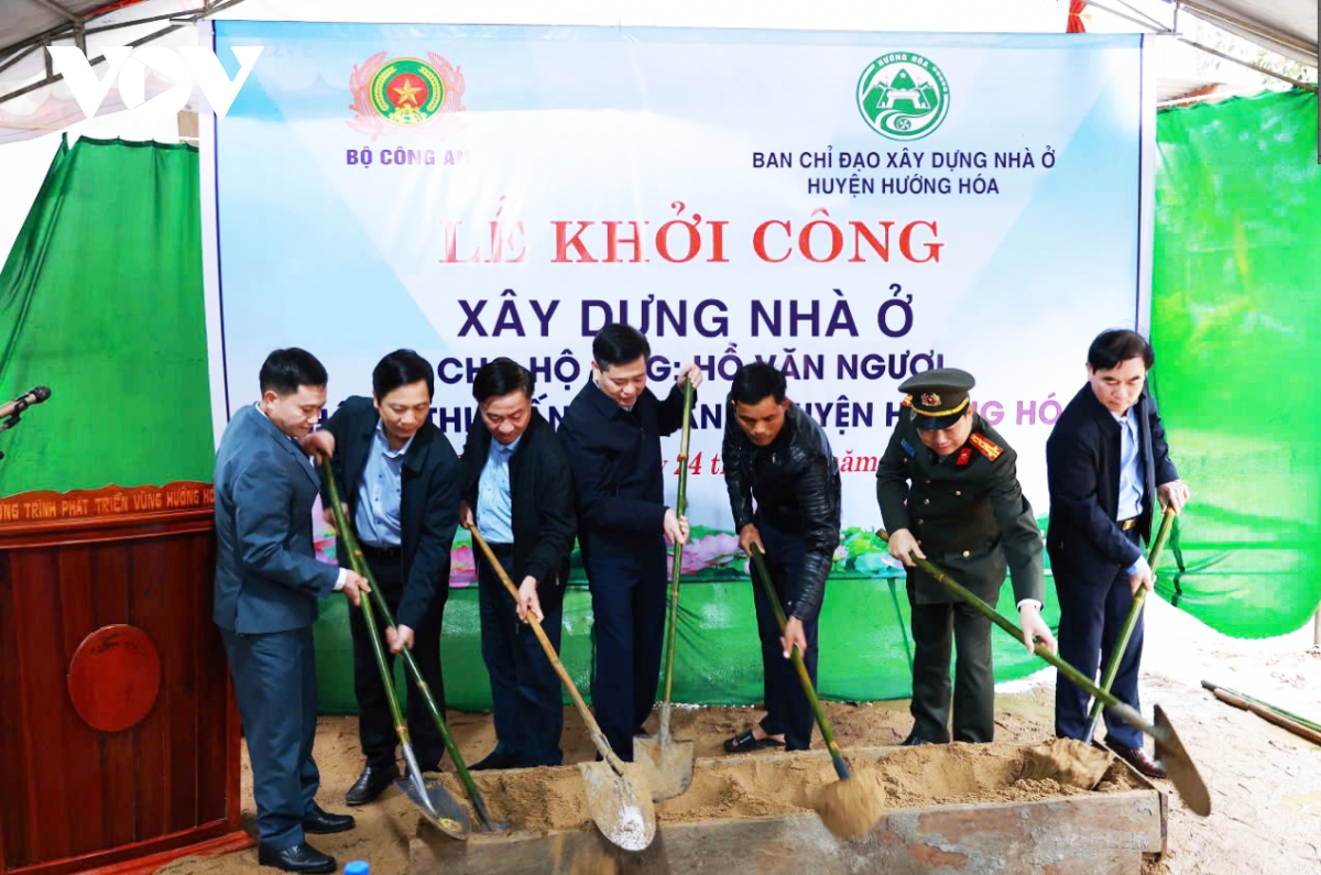 Bộ Công an hỗ trợ Quảng Trị xây dựng 1.143 căn nhà ở cho hộ nghèo