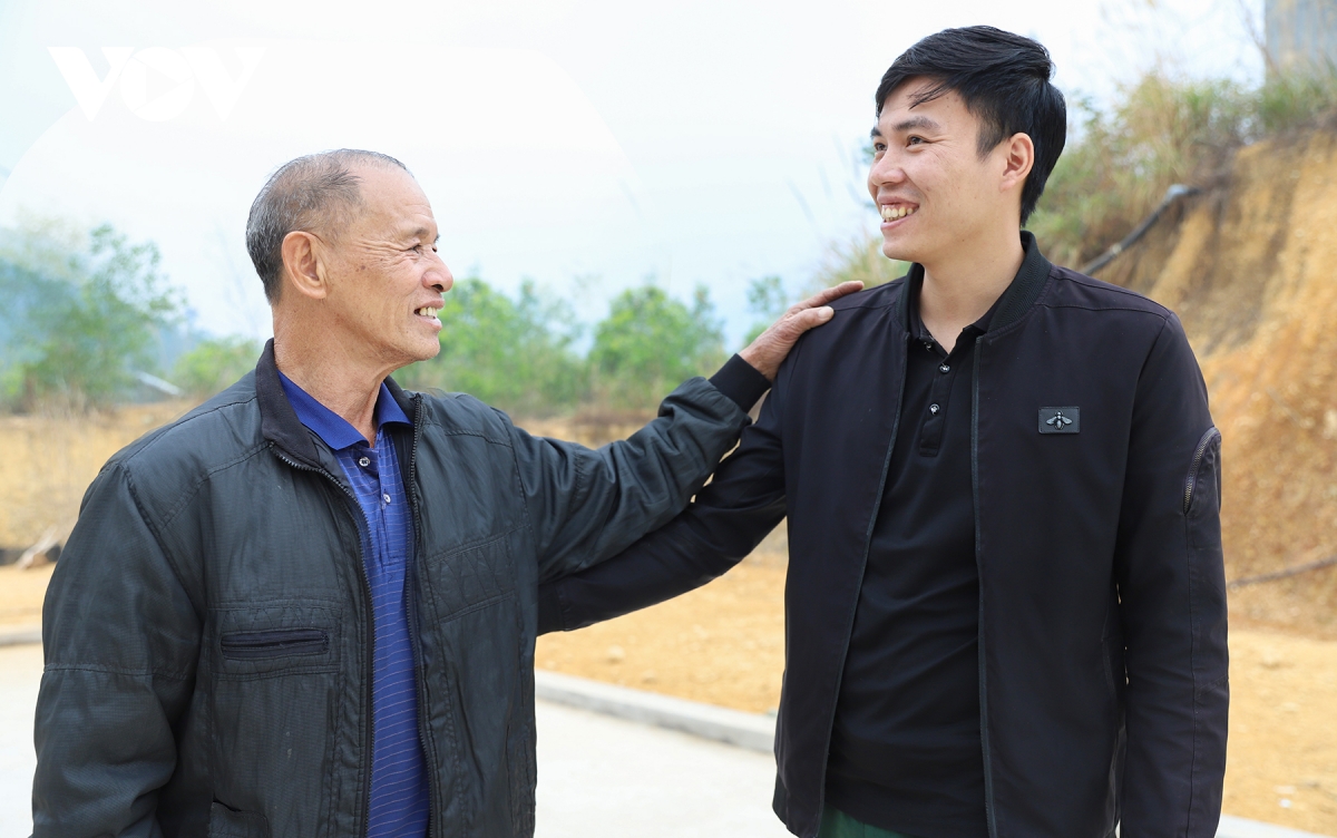 khat vong cong hien cua nhung bi thu chi bo gen z hinh anh 3