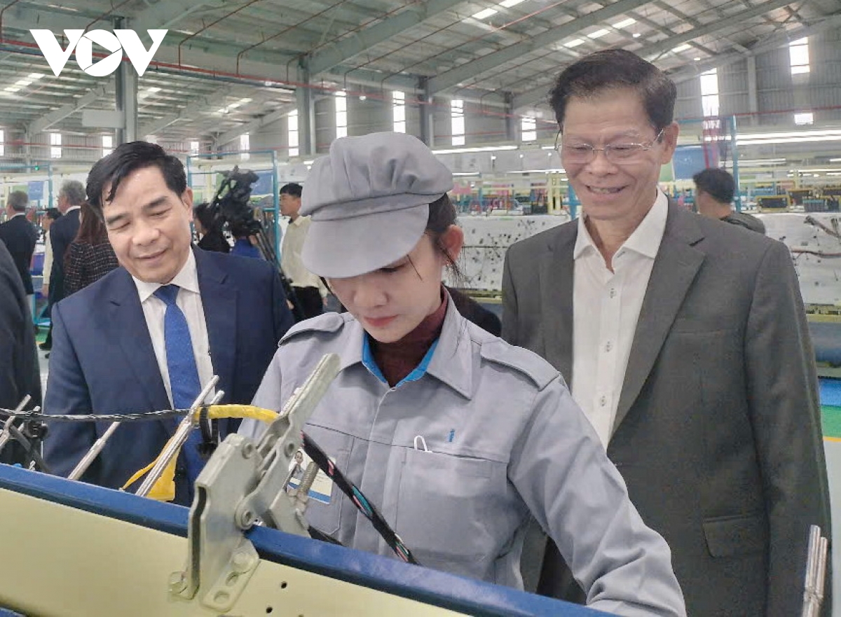 thaco dự kiến nộp ngân sách tỉnh quảng nam khoảng 22.000 tỷ đồng trong năm 2025 hình ảnh 5 thaco du kien nop ngan sach tinh quang nam khoang 22.000 ty dong trong nam 2025 hinh anh 5