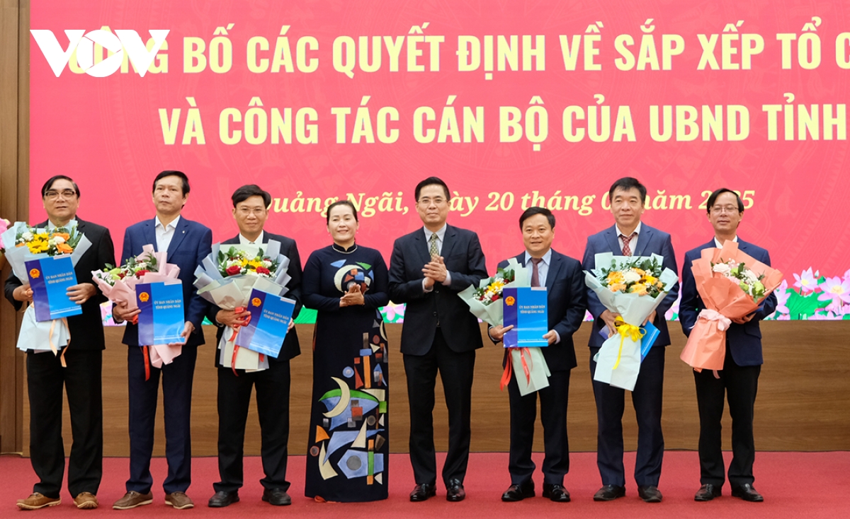 quảng ngãi bổ nhiệm giám đốc các sở mới thành lập sau tinh gọn bộ máy hình ảnh 2 quang ngai bo nhiem giam doc cac so moi thanh lap sau tinh gon bo may hinh anh 2