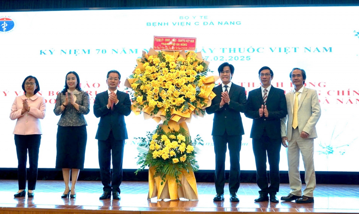 ptt lê thành long bệnh viện c Đà nẵng nơi trao gửi niềm tin của bệnh nhân hình ảnh 2 ptt le thanh long benh vien c Da nang noi trao gui niem tin cua benh nhan hinh anh 2