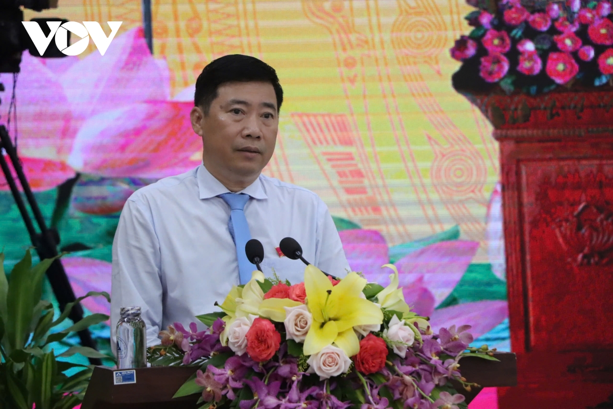chủ tịch tỉnh Đồng tháp nghỉ hưu trước tuổi hình ảnh 2 chu tich tinh Dong thap nghi huu truoc tuoi hinh anh 2