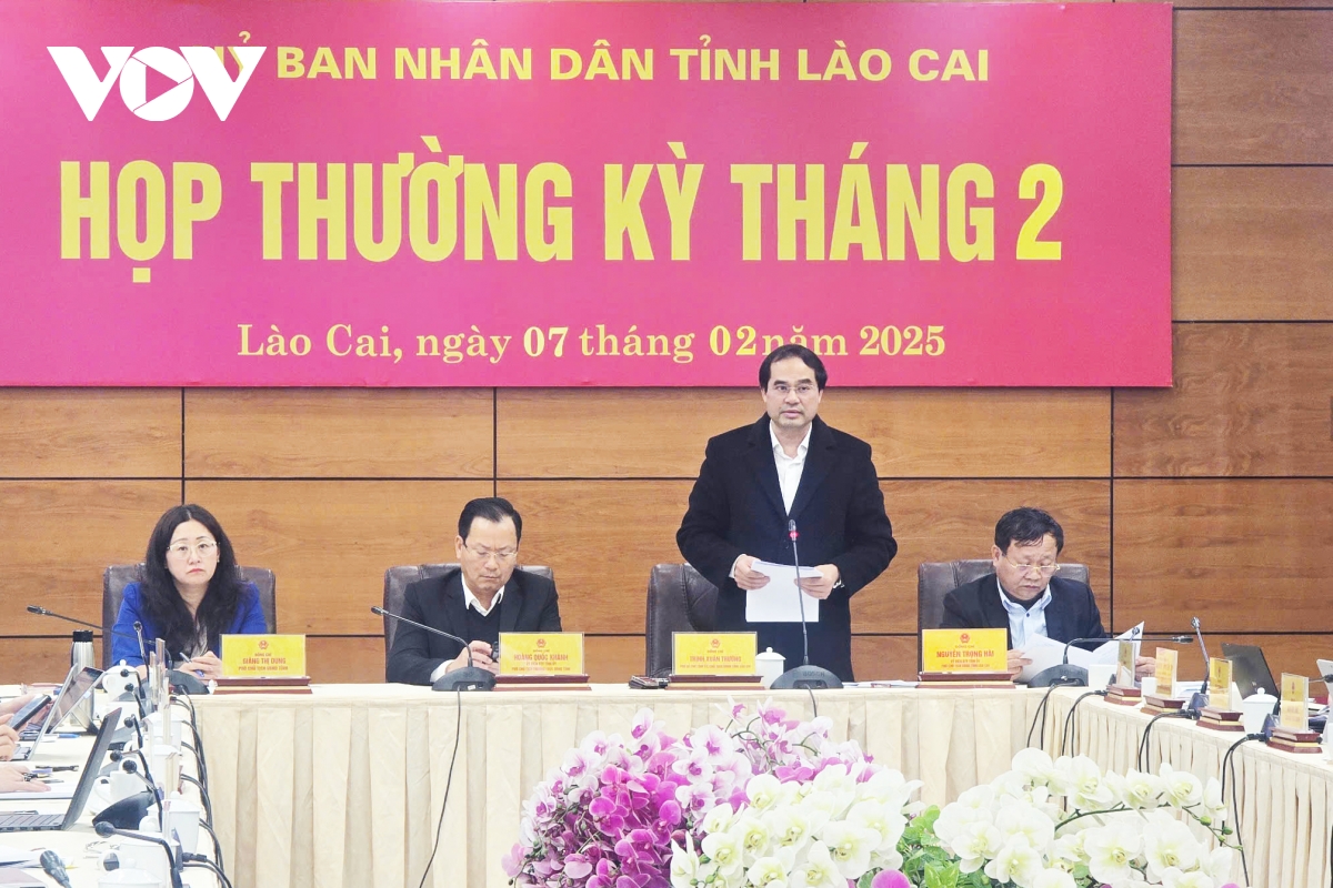 nhieu can bo tinh nguyen chuyen vi tri thap, nghi huu truoc tuoi o lao cai hinh anh 3