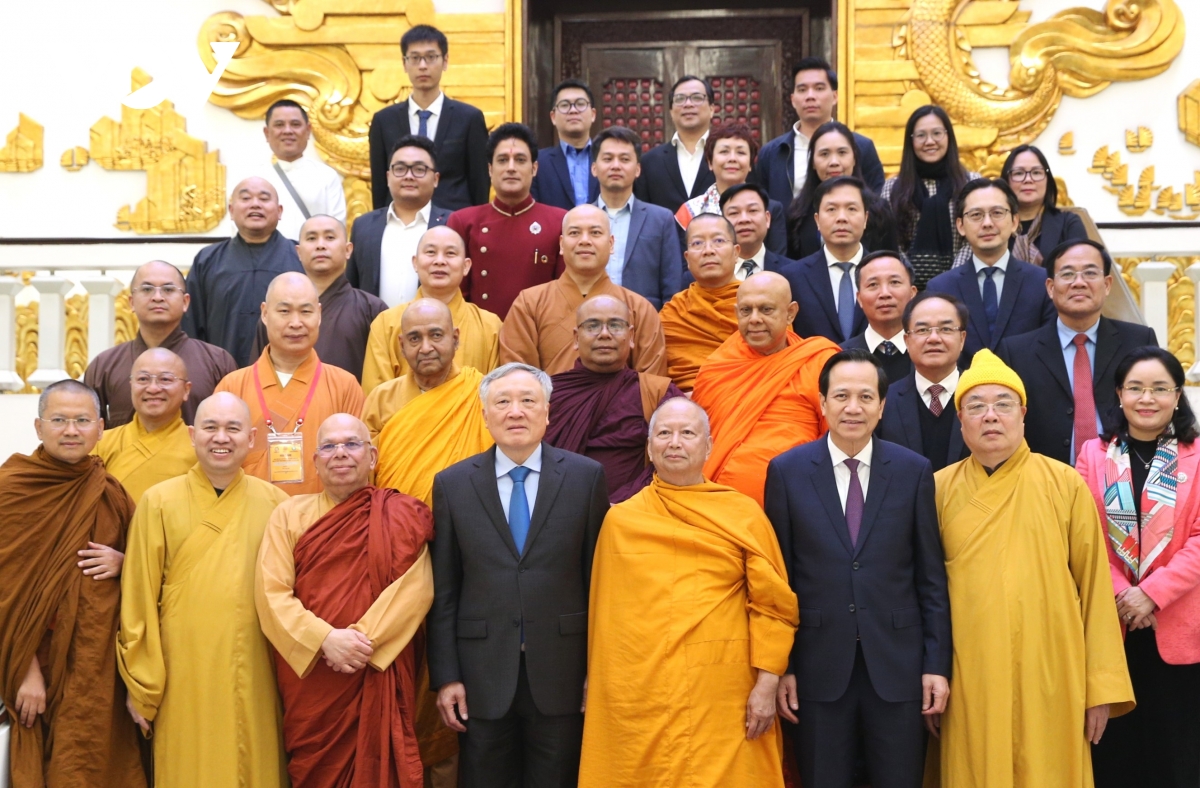 phó thủ tướng thường trực nguyễn hòa bình tiếp đoàn Ủy ban Đại lễ vesak hình ảnh 2 pho thu tuong thuong truc nguyen hoa binh tiep doan Uy ban Dai le vesak hinh anh 2
