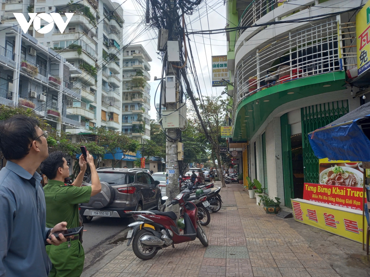 Dia rau muong nua trieu dong o nha trang luc luong chuc nang vao cuoc hinh anh 1