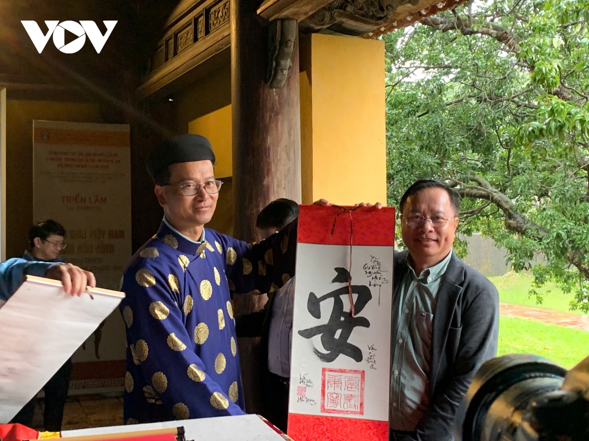 ha neu, khai an tang chu dau xuan cho du khach va nguoi dan tai hue hinh anh 6