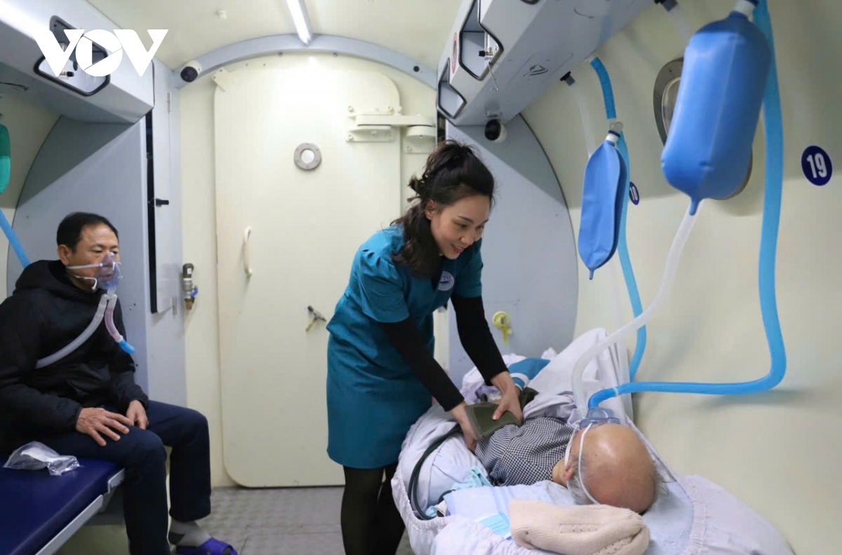 người đặt nền móng và đưa y học biển việt nam vươn tầm thế giới hình ảnh 3 nguoi dat nen mong va dua y hoc bien viet nam vuon tam the gioi hinh anh 3