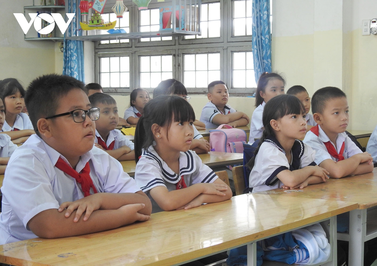 kon tum xử lý nghiêm vi phạm quy định dạy thêm, học thêm hình ảnh 1 kon tum xu ly nghiem vi pham quy dinh day them, hoc them hinh anh 1