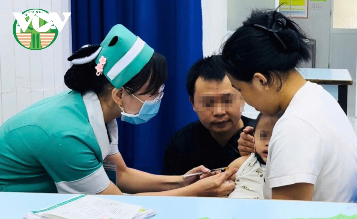 số người tiêm ngừa cúm ở tp.hcm tăng cao vì lo ngại dịch hình ảnh 3 so nguoi tiem ngua cum o tp.hcm tang cao vi lo ngai dich hinh anh 3