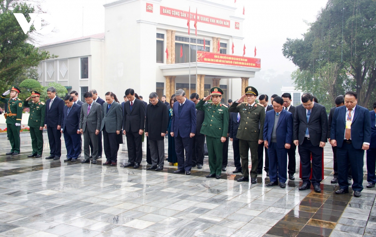 tổng bí thư tô lâm chủ trì buổi làm việc với tỉnh hà giang hình ảnh 2 tong bi thu to lam chu tri buoi lam viec voi tinh ha giang hinh anh 2