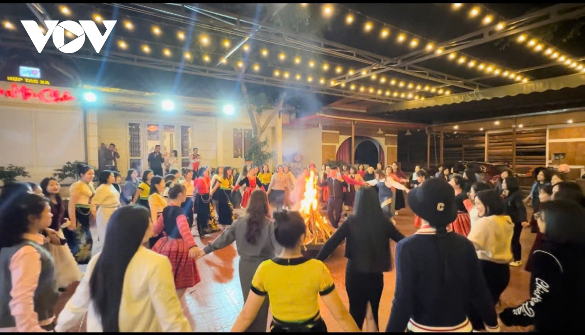 mộc châu ghi điểm thế nào trong những ngày khách cao kỷ lục hình ảnh 8 moc chau ghi diem the nao trong nhung ngay khach cao ky luc hinh anh 8