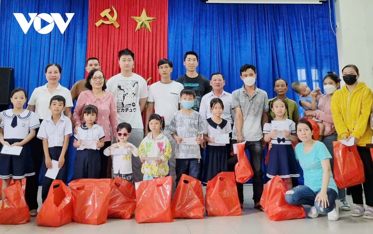 Đà nẵng hơn 600 tỷ đồng giúp đỡ trẻ em hoàn cảnh khó khăn và hộ nghèo hình ảnh 3 Da nang hon 600 ty dong giup do tre em hoan canh kho khan va ho ngheo hinh anh 3