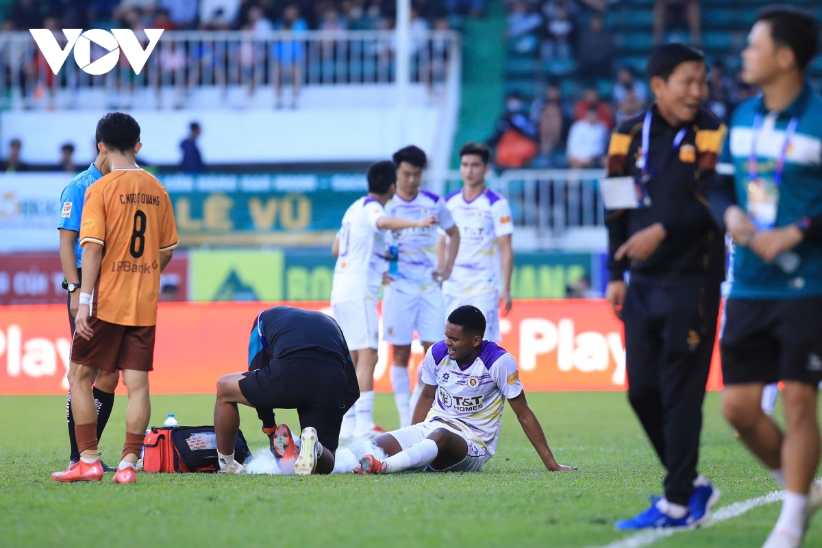 ket qua vong 14 v-league 24 25 ha noi fc thang dam hagl de vao top 3 hinh anh 43