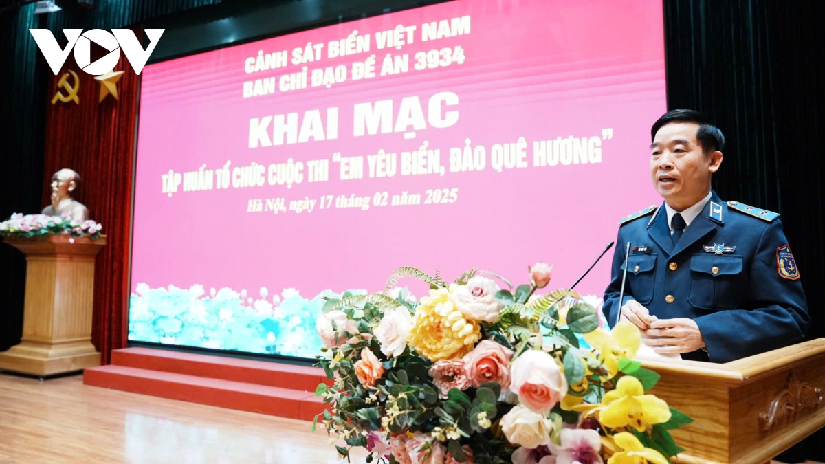 cảnh sát biển tập huấn tổ chức cuộc thi em yêu biển đảo quê hương hình ảnh 1 canh sat bien tap huan to chuc cuoc thi em yeu bien dao que huong hinh anh 1