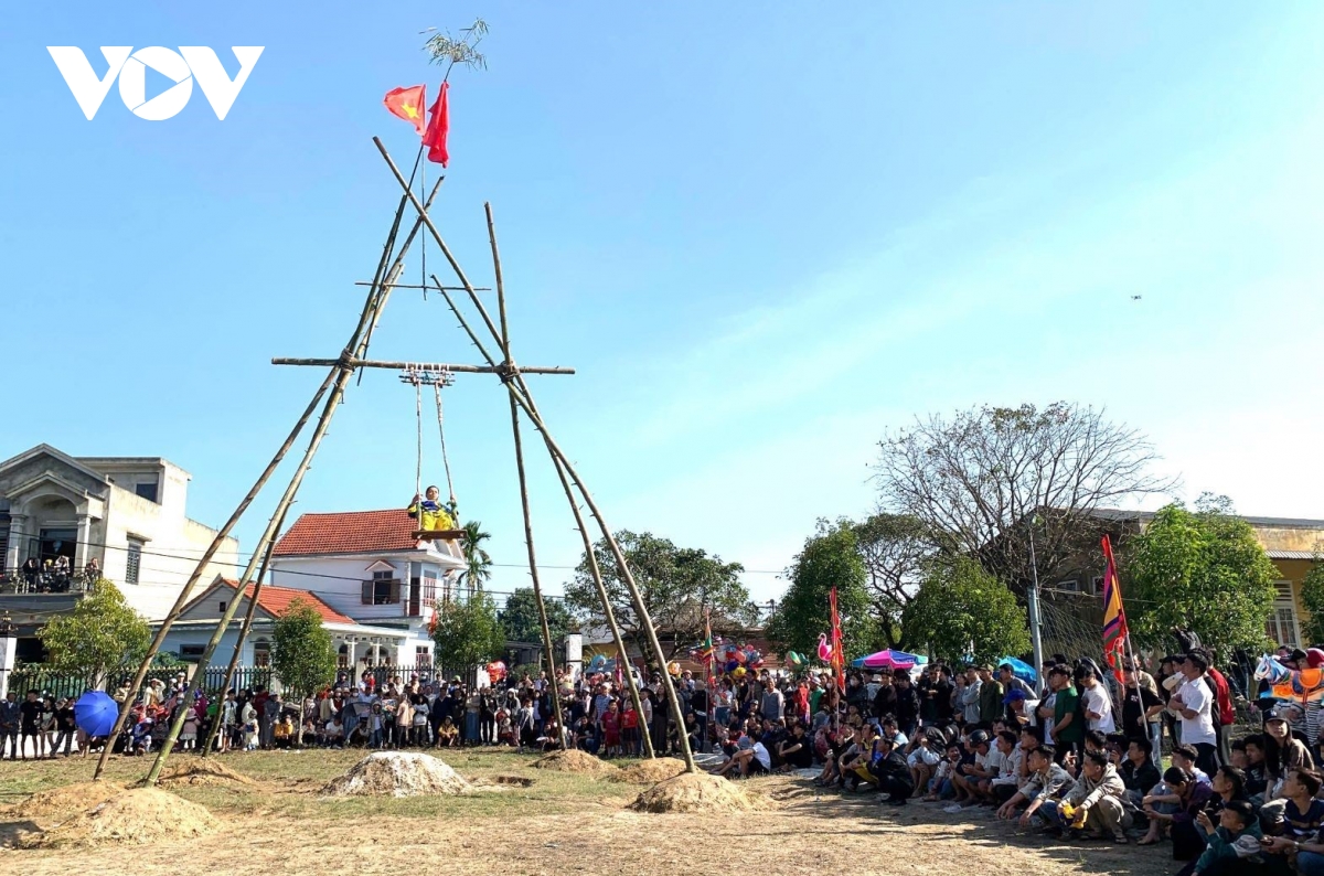 hội đu tiên truyền thống gia viên, huế hình ảnh 1 hoi du tien truyen thong gia vien, hue hinh anh 1