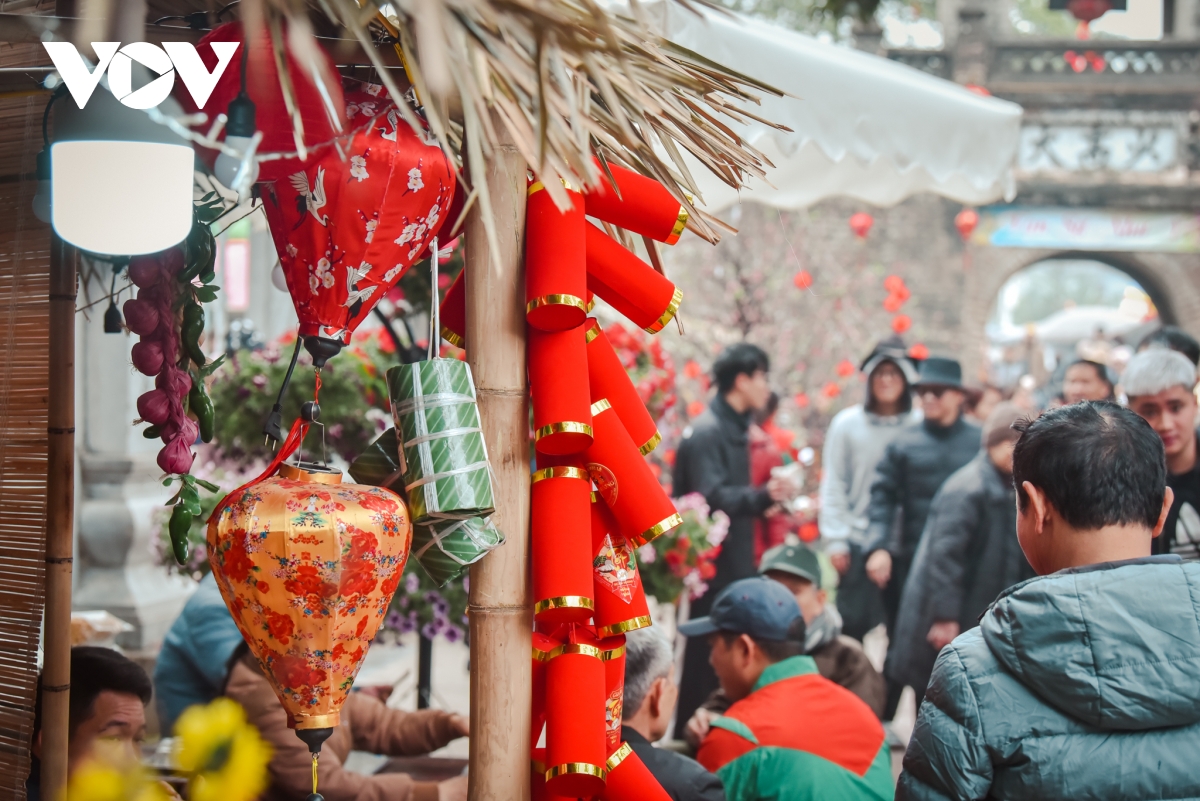 Doc dao phong tuc an tet lai tai lang nghe gio cha Uoc le hinh anh 5