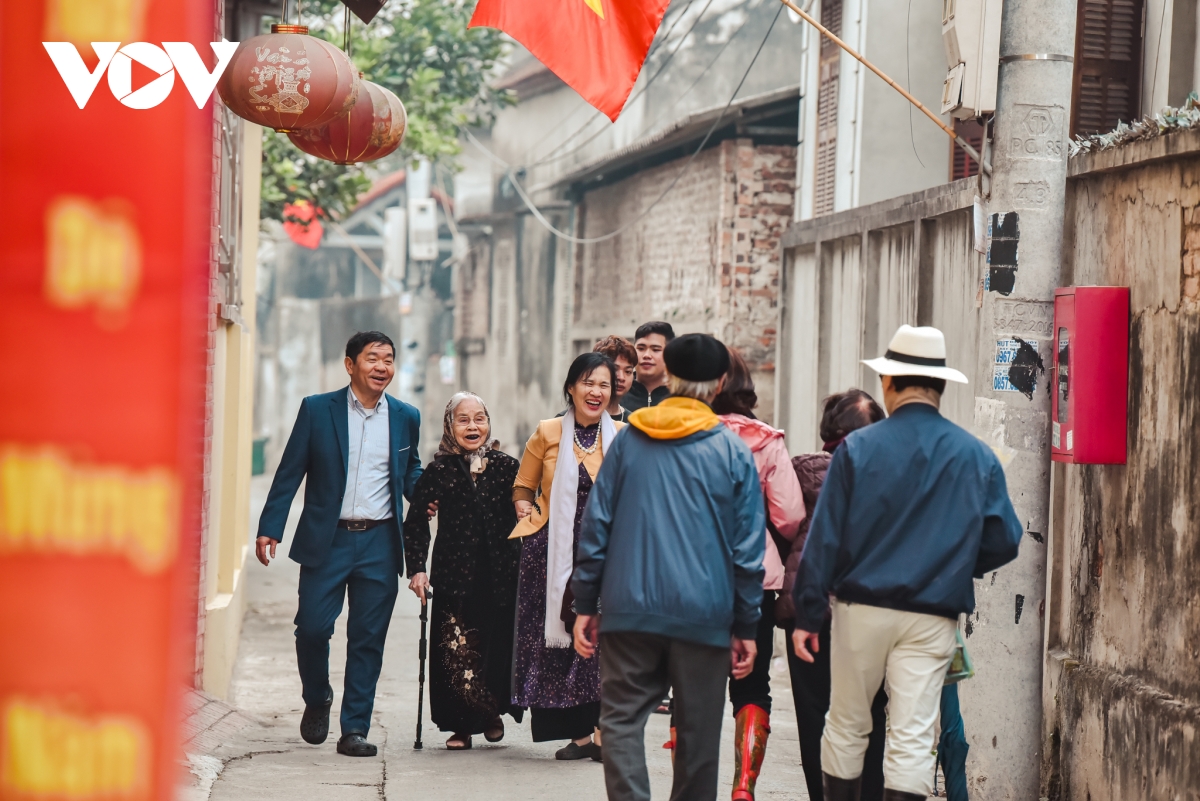 Doc dao phong tuc an tet lai tai lang nghe gio cha Uoc le hinh anh 19