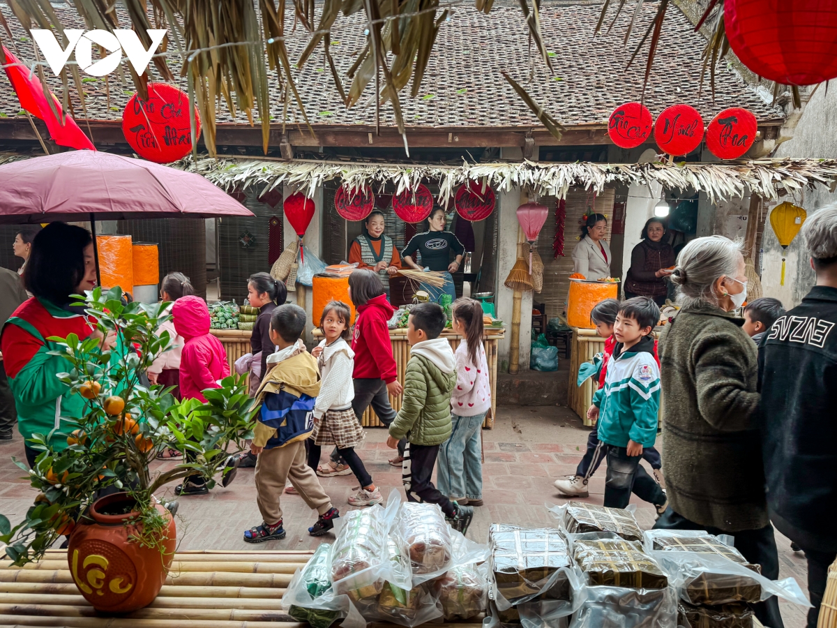 Doc dao phong tuc an tet lai tai lang nghe gio cha Uoc le hinh anh 10