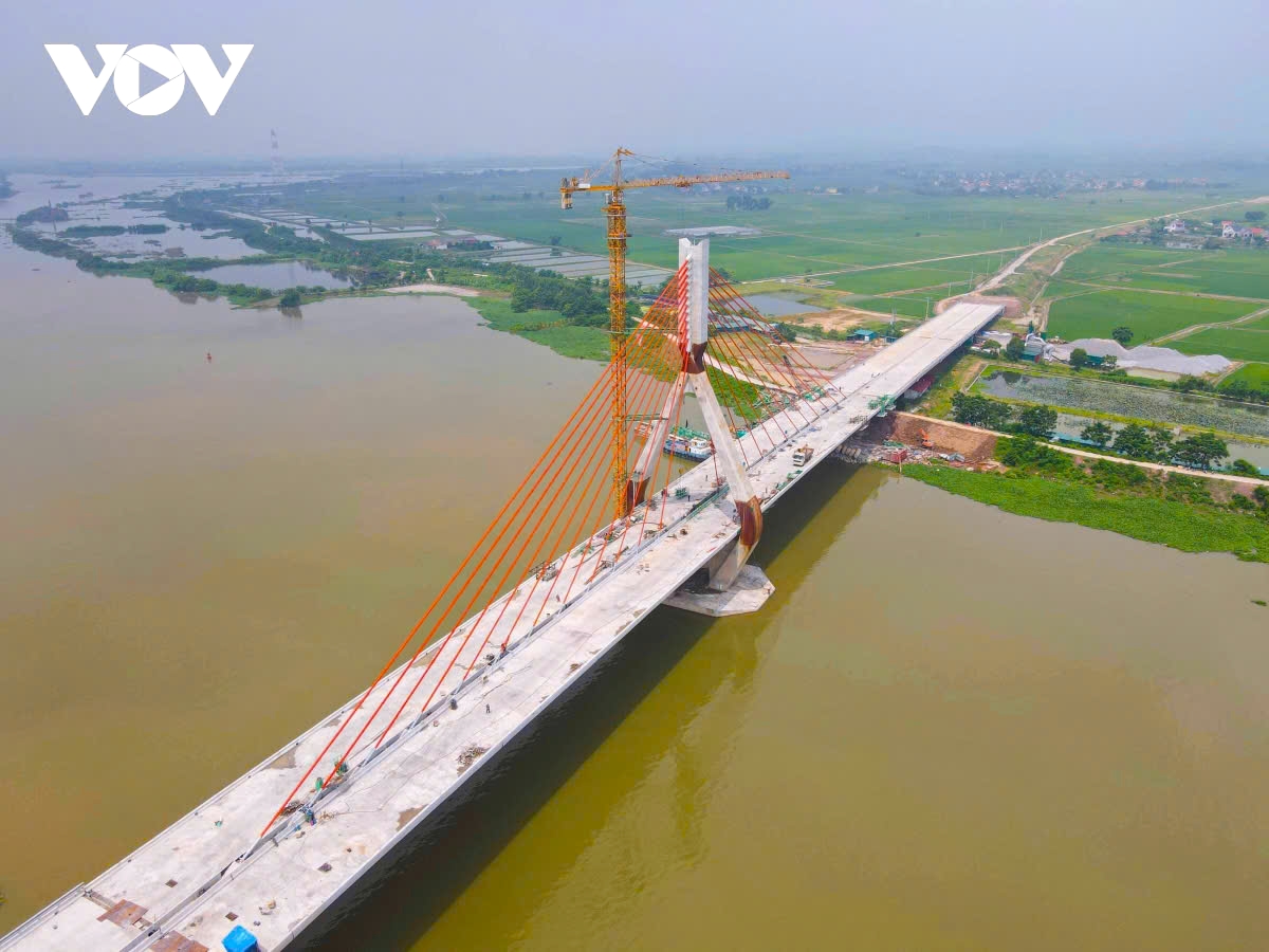 Tiến độ cầu Đồng Việt gần 1.500 tỷ nối Bắc Giang - Hải Dương giờ ra sao?