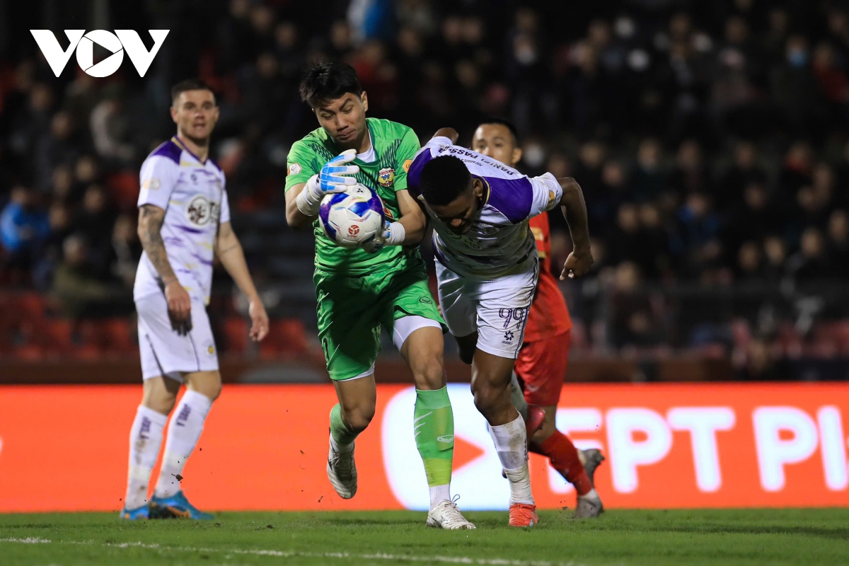 ket qua vong 16 v-league 2024 2025 vua hoa tiep tuc giu ngoi vuong truoc ha noi fc hinh anh 12