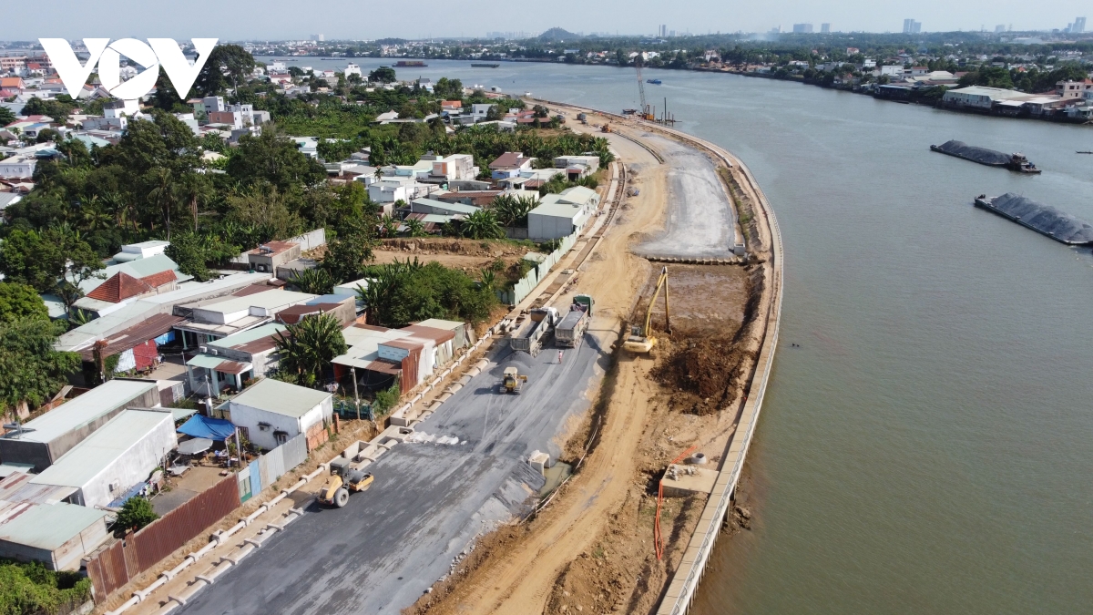 5 km duong ven song Dong nai tre hen gan 2 nam chua xong hinh anh 1