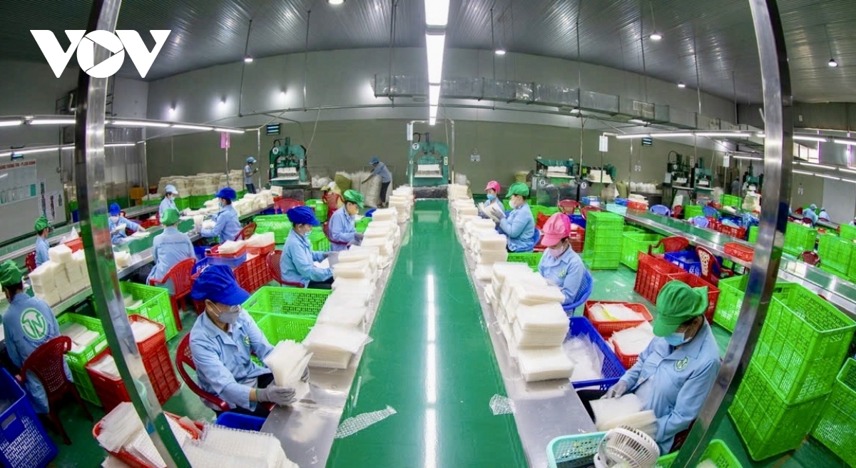 Áp lực thay đổi chính sách để phát triển kinh tế tư nhân