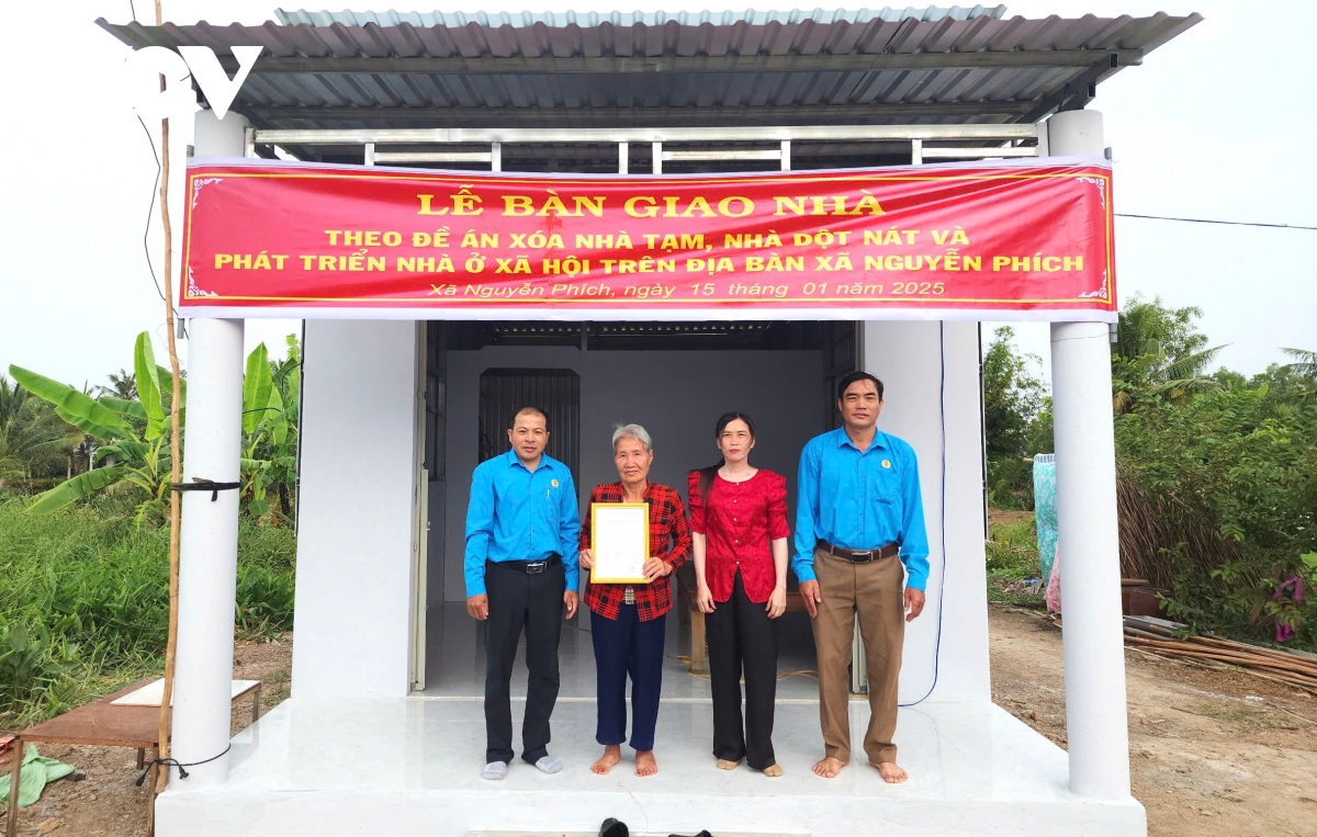 xóa nhà tạm, cà mau đẩy nhanh tiến độ hình ảnh 1 xoa nha tam, ca mau day nhanh tien do hinh anh 1