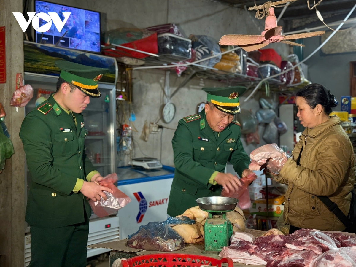 hanh phuc cua nguoi cha nuoi bien phong hinh anh 1