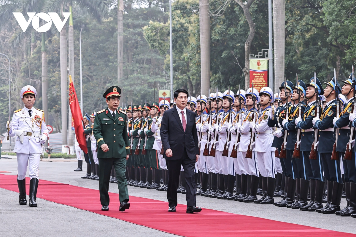 Chủ tịch nước Lương Cường dự Lễ kỷ niệm 90 năm Ngày truyền thống Dân quân tự vệ