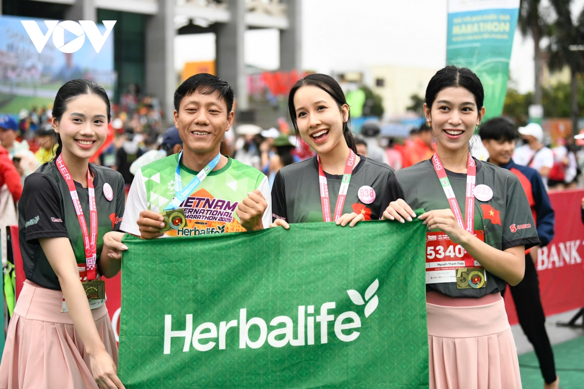 dàn thí sinh hoa hậu việt nam cán đích cự ly 5 km ở tiền phong marathon hình ảnh 7 dan thi sinh hoa hau viet nam can dich cu ly 5 km o tien phong marathon hinh anh 7